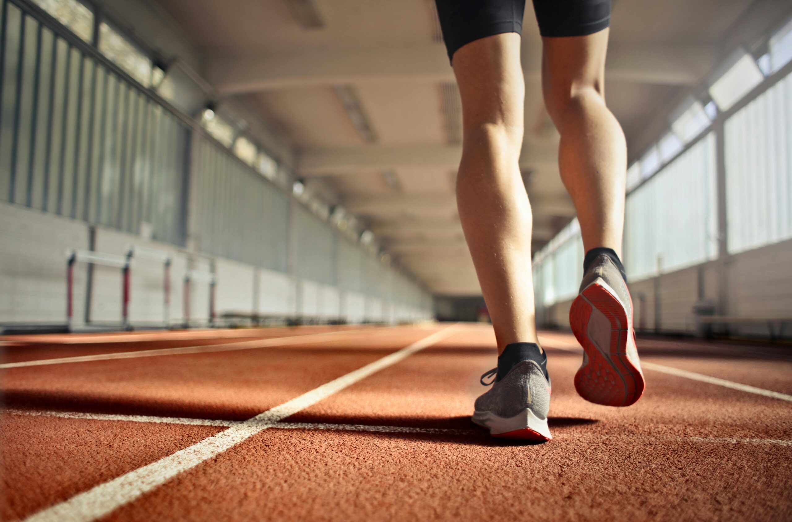 A caminhada diária é benéfica para o corpo e para a mente, pois, traz muitos benefícios para a saúde.